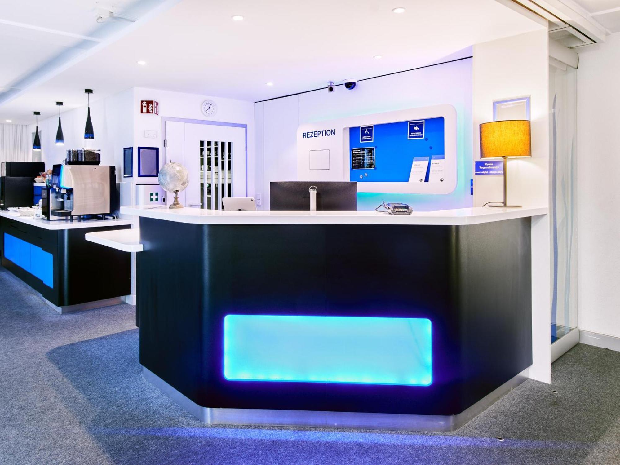 B&B Hotel Wiesbaden-Ost 외부 사진
